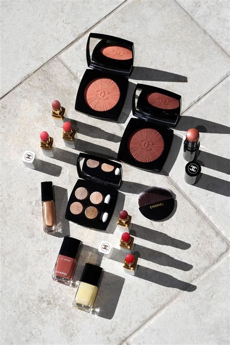 chanel spring 2022 makeup collection.